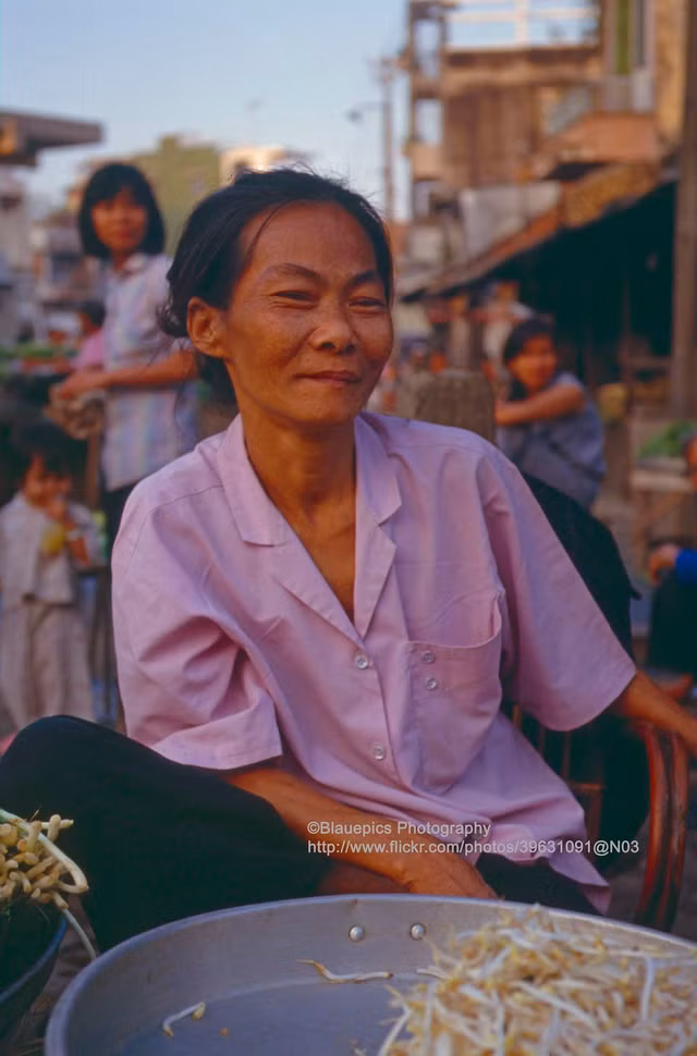 Chum anh dep ve TP HCM nam 1993 qua ong kinh nguoi Duc-Hinh-9