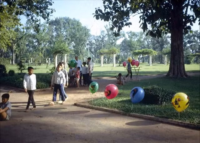 Thảo Cầm Viên Sài Gòn năm 1967-1968 cực bình dị Thao Cam Vien Sai Gon nam 1967-1968 cuc binh di