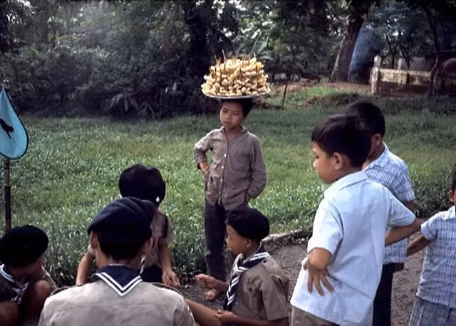 Thảo Cầm Viên Sài Gòn năm 1967-1968 cực bình dị - Hình 5 Thao Cam Vien Sai Gon nam 1967-1968 cuc binh di-Hinh-5