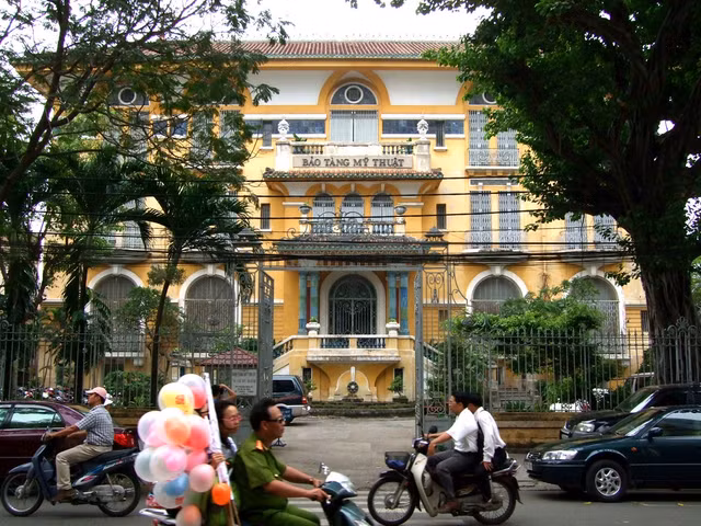Ngắm báu vật kiến trúc của Sài Gòn xưa - Bảo tàng Mỹ thuật TP.HCM Ngam bau vat kien truc cua Sai Gon xua - Bao tang My thuat TP.HCM