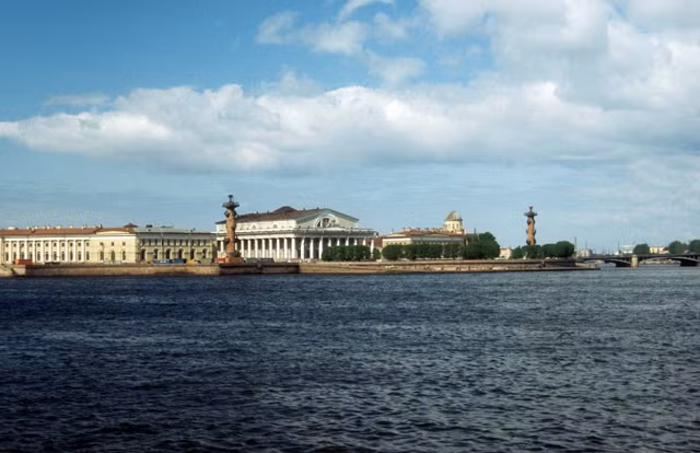 Những địa điểm nổi tiếng ở Leningrad năm 1977 qua loạt ảnh hiếm Nhung dia diem noi tieng o Leningrad nam 1977 qua loat anh hiem
