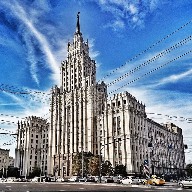 Ngắm nhìn 7 công trình kiến trúc kỳ vĩ thời Stalin ở Moscow - Hình 16 Ngam nhin 7 cong trinh kien truc ky vi thoi Stalin o Moscow-Hinh-16