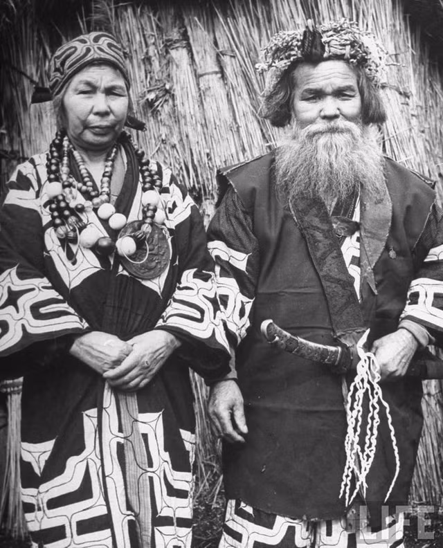 Tộc người Ainu ở Nhật Bản và những điều bí ẩn - Hình 9 Toc nguoi Ainu o Nhat Ban va nhung dieu bi an-Hinh-9