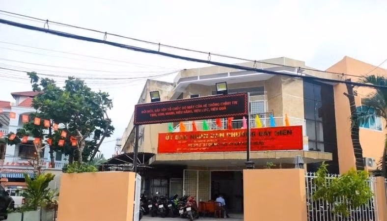 Phường Bảy Hiền: Gói thầu 17,4 tỷ đồng có 2 nhà thầu, tiết kiệm 0,49%
