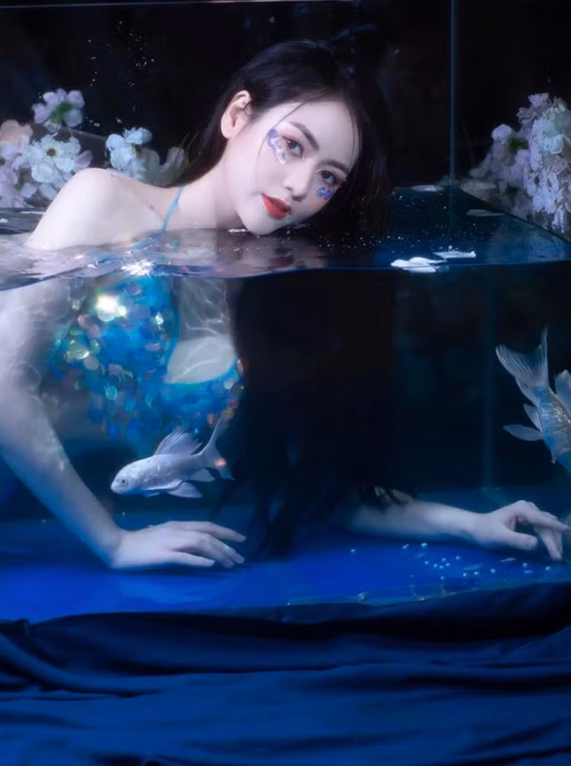 Mỹ nhân phim VTV có cảnh nóng màn ảnh gây chú ý, ngoài đời ăn diện khác hẳn trên phim ảnh 3 Mỹ nhân phim VTV có cảnh nóng màn ảnh gây chú ý, ngoài đời ăn diện khác hẳn trên phim ảnh 3