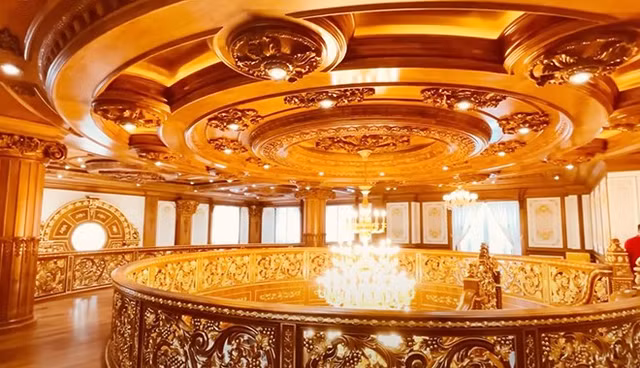 Cận cảnh dinh thự Lang Truyền được dát vàng rộng 3.000m2 - Hình 9 Can canh dinh thu Lang Truyen duoc dat vang rong 3.000m2-Hinh-9