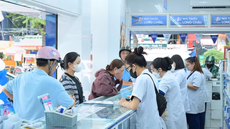 Từ nay, Việt Nam chính thức có liệu pháp thế hệ mới điều trị trúng đích