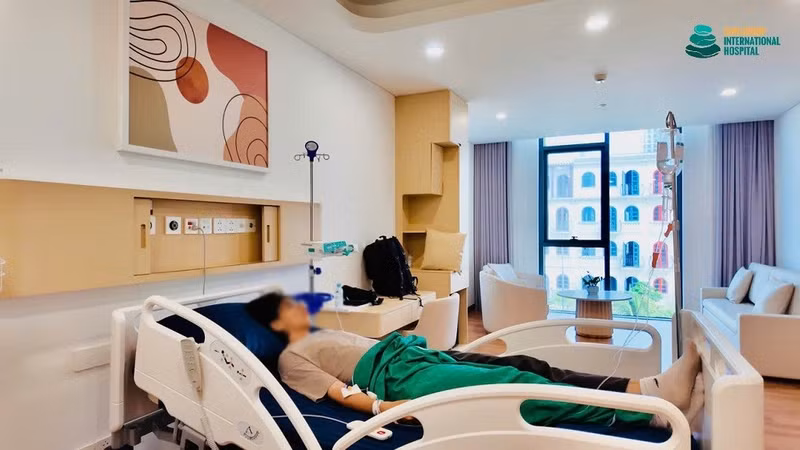 Du khách 24 tuổi kiệt sức ở sân bay Phú Quốc được hỗ trợ kịp thời