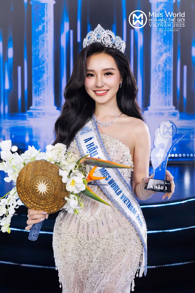 nhu2.jpg