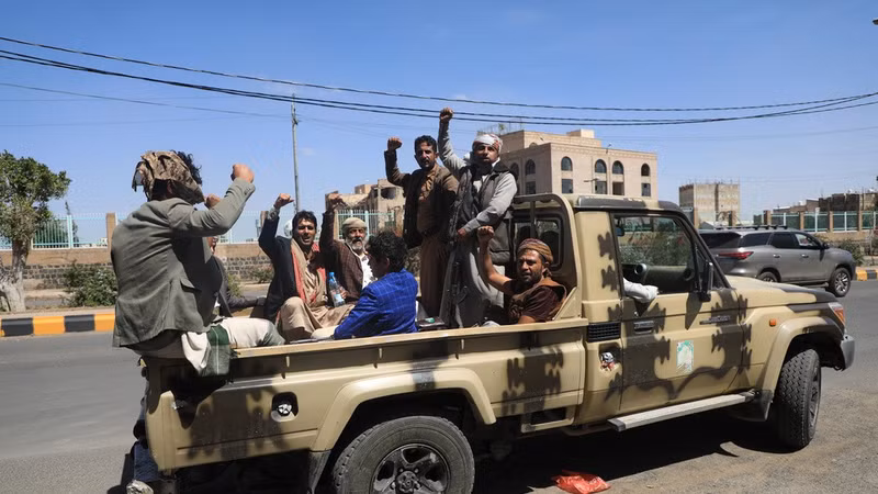 Lực lượng Houthi nhận trách nhiệm vụ tấn công sân bay Ả Rập Xê Út