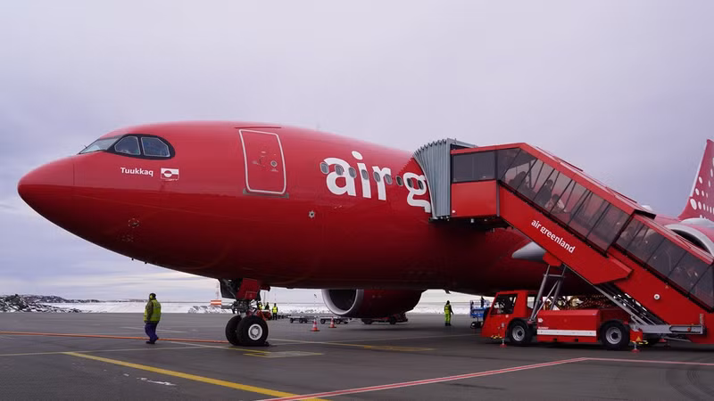 Greenland khai trương sân bay quốc tế mới