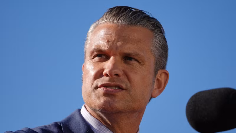 Bộ trưởng Chiến tranh Mỹ Pete Hegseth bất ngờ tới Trung Đông