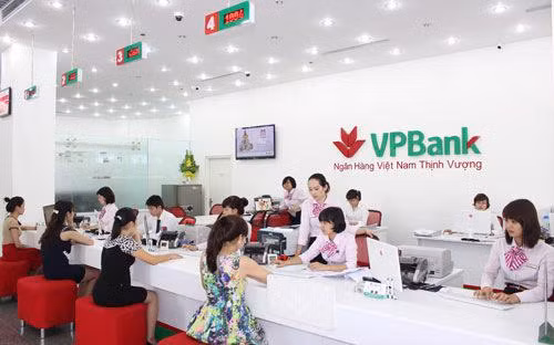 Ngân hàng TMCP Việt Nam Thịnh Vượng đấu giá loạt ô tô Ngan hang TMCP Viet Nam Thinh Vuong dau gia loat o to