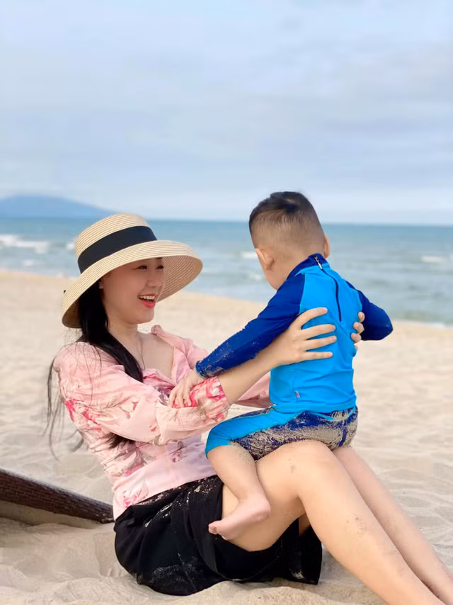 Tiếp viên hàng không bị Mercedes tông đã nhận tiền bồi thường - Hình 6 Tiep vien hang khong bi Mercedes tong da nhan tien boi thuong-Hinh-6