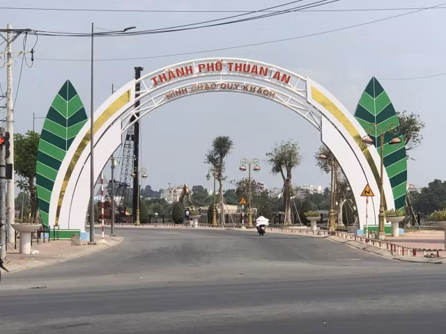 Xay dung Thien Phuoc Loc khong doi thu trong goi thau cua Phong kinh te Thuan An