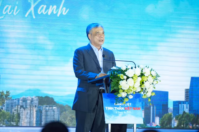 Vingroup phát động chiến dịch Mãnh liệt tinh thần Việt Nam - Vì tương lai xanh - Hình 5 Vingroup phat dong chien dich Manh liet tinh than Viet Nam - Vi tuong lai xanh-Hinh-5