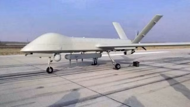 Mổ xẻ UAV CH-4 Trung Quốc 'nhái' hàng Mỹ - Hình 8 Mo xe UAV CH-4 Trung Quoc 'nhai' hang My-Hinh-8