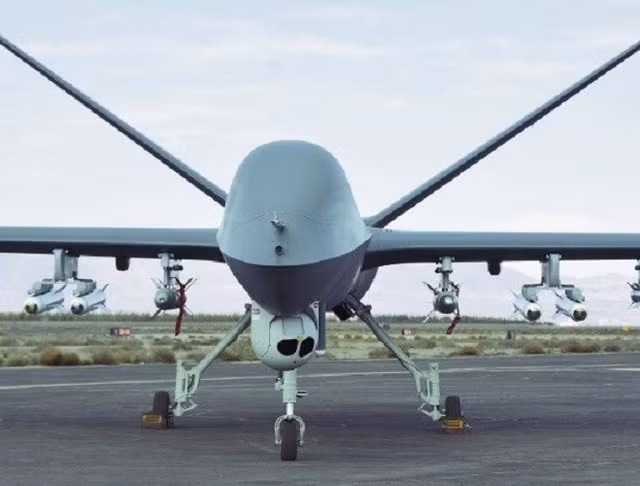 Mổ xẻ UAV CH-4 Trung Quốc 'nhái' hàng Mỹ - Hình 6 Mo xe UAV CH-4 Trung Quoc 'nhai' hang My-Hinh-6