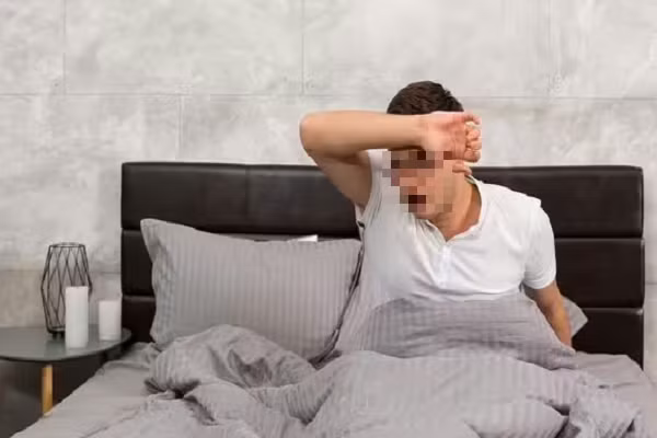 Loạt triệu chứng ung thư phổi xuất hiện vào buổi sáng Loat trieu chung ung thu phoi xuat hien vao buoi sang