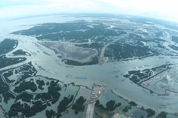 Cảng biển Bà Rịa - Vũng Tàu nhộn nhịp đầu Xuân - Hình 3 Cang bien Ba Ria - Vung Tau nhon nhip dau Xuan-Hinh-3