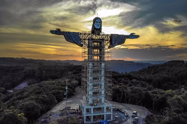 Tuong Chua Jesus khong lo dang duoc xay dung nhu nao?-Hinh-5