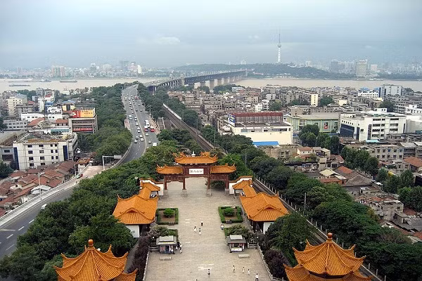 Trước khi bị phong tỏa vì virus corona, thành phố Vũ Hán có gì? Truoc khi bi phong toa vi virus corona, thanh pho Vu Han co gi?