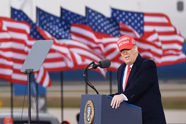 Ông Trump có kế hoạch gì nếu thất bại bầu cử Tổng thống Mỹ? - Hình 2 Ong Trump co ke hoach gi neu that bai bau cu Tong thong My?-Hinh-2