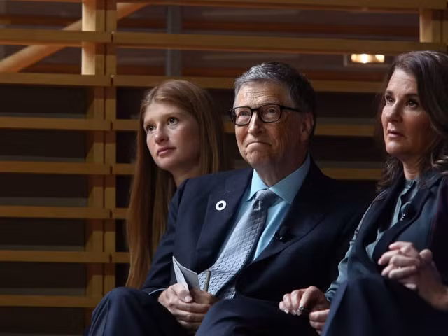 Chân dung cô con gái tài sắc nhà tỷ phú Bill Gates - Hình 3 Chan dung co con gai tai sac nha ty phu Bill Gates-Hinh-3