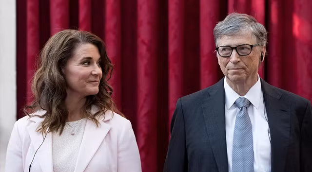 Bill Gates và vợ cũ trước khi ly hôn tình tứ như thế nào? - Hình 11 Bill Gates va vo cu truoc khi ly hon tinh tu nhu the nao?-Hinh-11