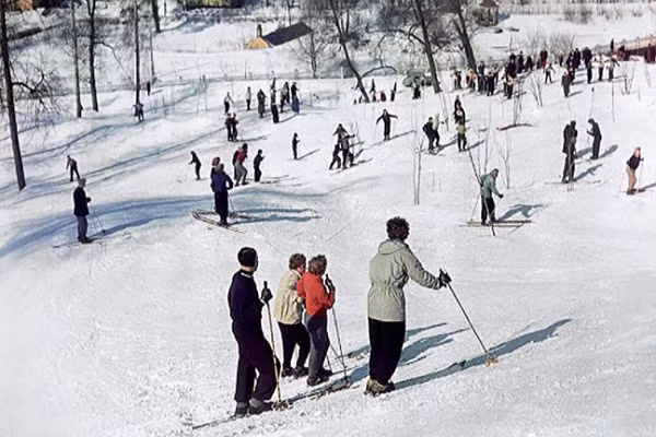 Cận cảnh cuộc sống của người dân ở Liên Xô vào mùa đông Can canh cuoc song cua nguoi dan o Lien Xo vao mua dong