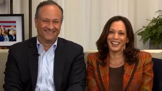 Biết gì về phu quân của nữ Phó Tổng thống Mỹ tương lai Kamala Harris - Hình 7 Biet gi ve phu quan cua nu Pho Tong thong My tuong lai Kamala Harris-Hinh-7