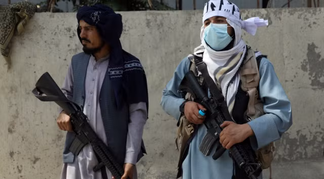 Cận cảnh Kabul sau khi Taliban chiếm quyền kiểm soát - Hình 4 Can canh Kabul sau khi Taliban chiem quyen kiem soat-Hinh-4