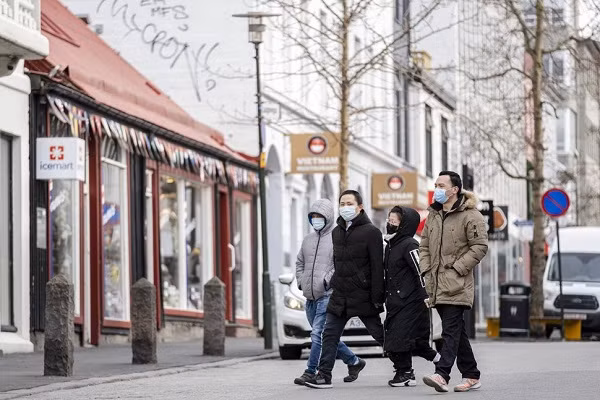 Chuyên gia Mỹ: Iceland nhiều tháng không có ca tử vong nhờ vắc xin COVID-19 Chuyen gia My: Iceland nhieu thang khong co ca tu vong nho vac xin COVID-19
