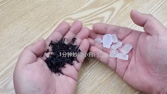 Loi ich bat ngo khi uong tra voi duong phen