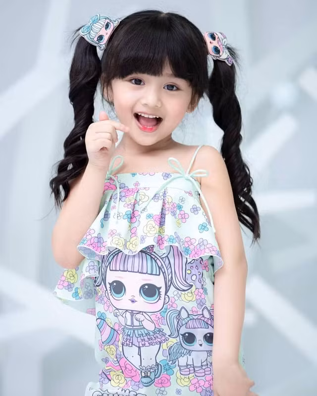 Ngo ngan nhan sac cua Hoa hau nhi Thai Lan 2019 'tieu Baifern'-Hinh-12
