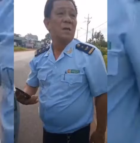 Tạm đình chỉ Phó Chi cục trưởng Hải quan Bình Phước say xỉn gây tai nạn rồi bỏ trốn Tam dinh chi Pho Chi cuc truong Hai quan Binh Phuoc say xin gay tai nan roi bo tron
