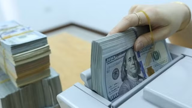 Thị trường ngoại hối: Có một hiện tượng rất hiếm với VNĐ Thi truong ngoai hoi: Co mot hien tuong rat hiem voi VND