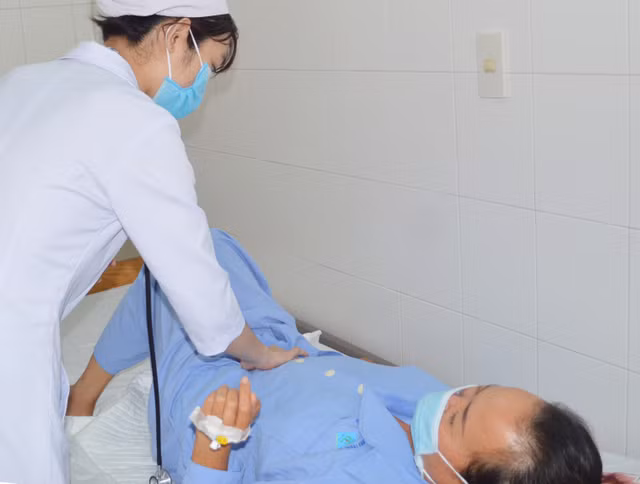Suýt mất mạng vì tăng mỡ máu tới 67 lần Suyt mat mang vi tang mo mau toi 67 lan