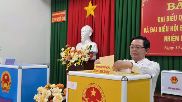 ptt-hqd-anh-lk.jpg