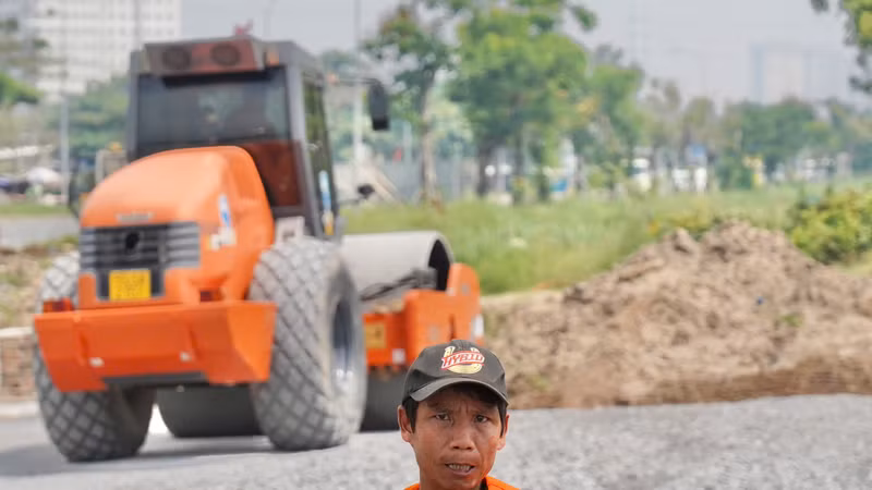 Tác nghiệp tại dự án Quốc lộ 50, một phóng viên bị hành hung