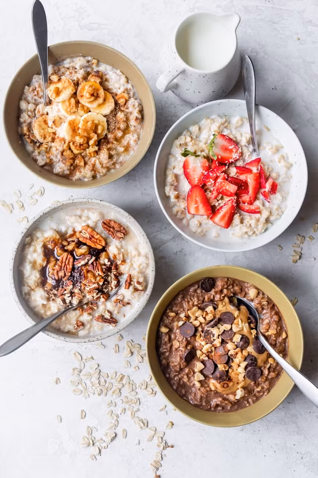 Yến mạch có chứa nhiều chất xơ và các dưỡng chất hữu ích cho gan. Ảnh: feelgoodfoodie.
