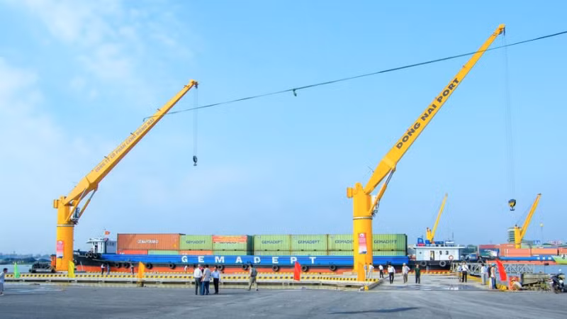 Giao dịch liên kết tại Cảng Đồng Nai và sức ép từ các siêu cảng biển [Kỳ 3]