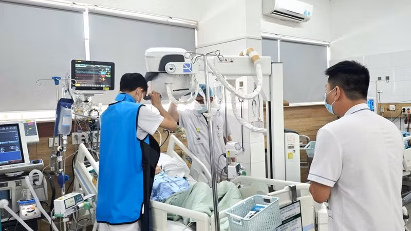 Vợ chồng ngộ độc nặng sau cháy nhà Hải Phòng dần hồi phục