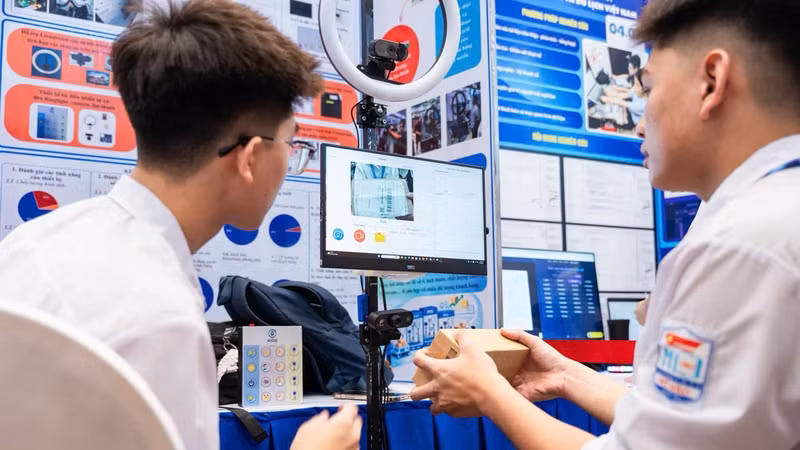 Thông tư mới về cuộc thi nghiên cứu khoa học nâng cao tiêu chuẩn, công khai và trách nhiệm