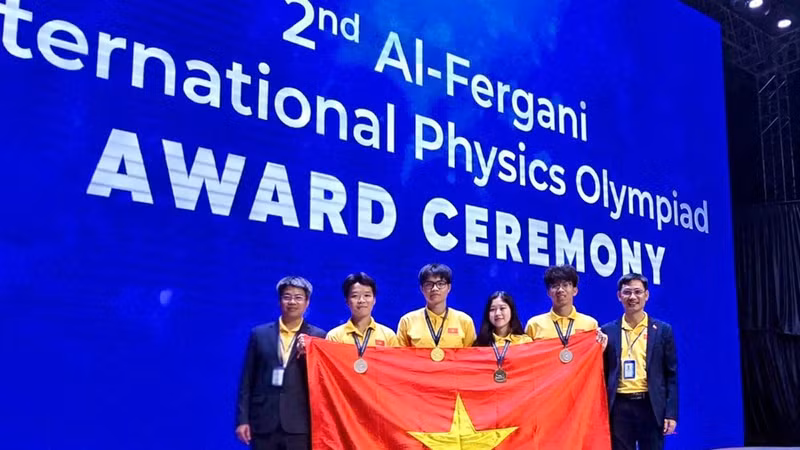 Việt Nam xuất sắc tại Olympic Vật lí quốc tế Al-Fergani 2026