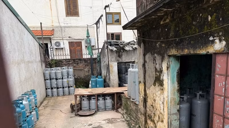 Hà Nội phát hiện nhiều cơ sở san chiết gas trái phép