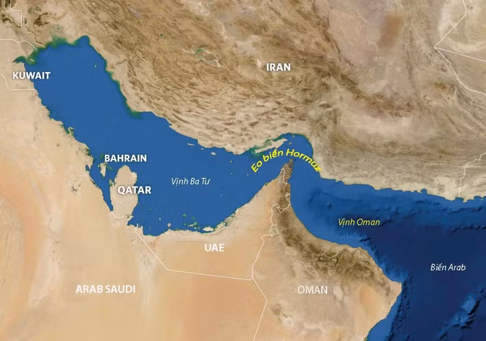 Thứ tư, Iran có thể tiến hành chiến dịch rải thủy lôi ở eo biển Hormuz, chặn nguồn cung dầu cho thị trường toàn cầu và đẩy giá lên cao. Điều này sẽ khiến chiến dịch của Mỹ trở nên cực kỳ nguy hiểm đối với tất cả người tiêu dùng dầu mỏ toàn cầu và tạo áp lực đáng kể lên Washington. Mặc dù sự sụp đổ của thị trường năng lượng toàn cầu thậm chí có thể có lợi cho người Mỹ, nhưng về mặt chính trị, họ có thể không chịu nổi áp lực quốc tế.