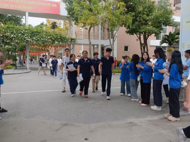01.jpg