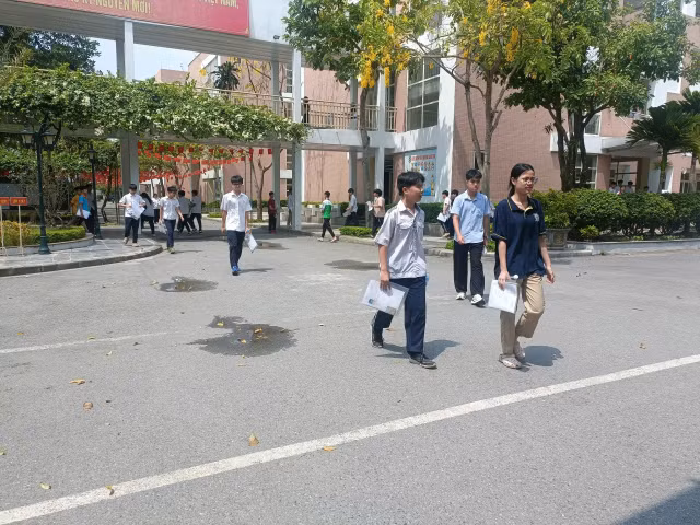 02.jpg