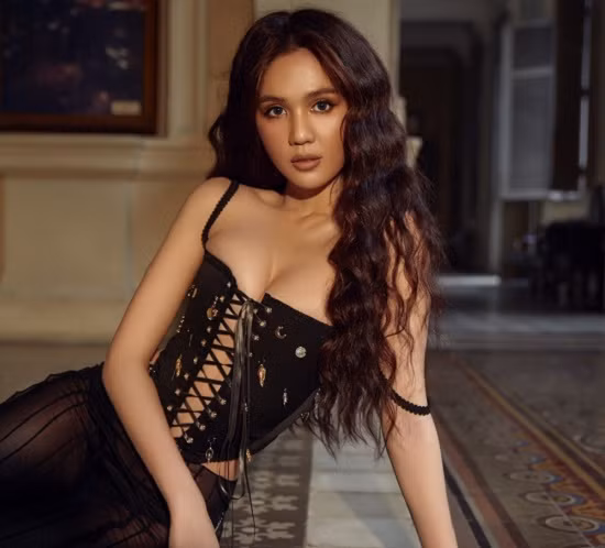 Nét quyến rũ mặn mà của mỹ nữ 31 tuổi.